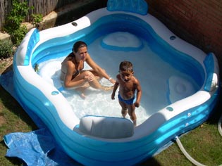 20070626230330-piscinaweb.jpg